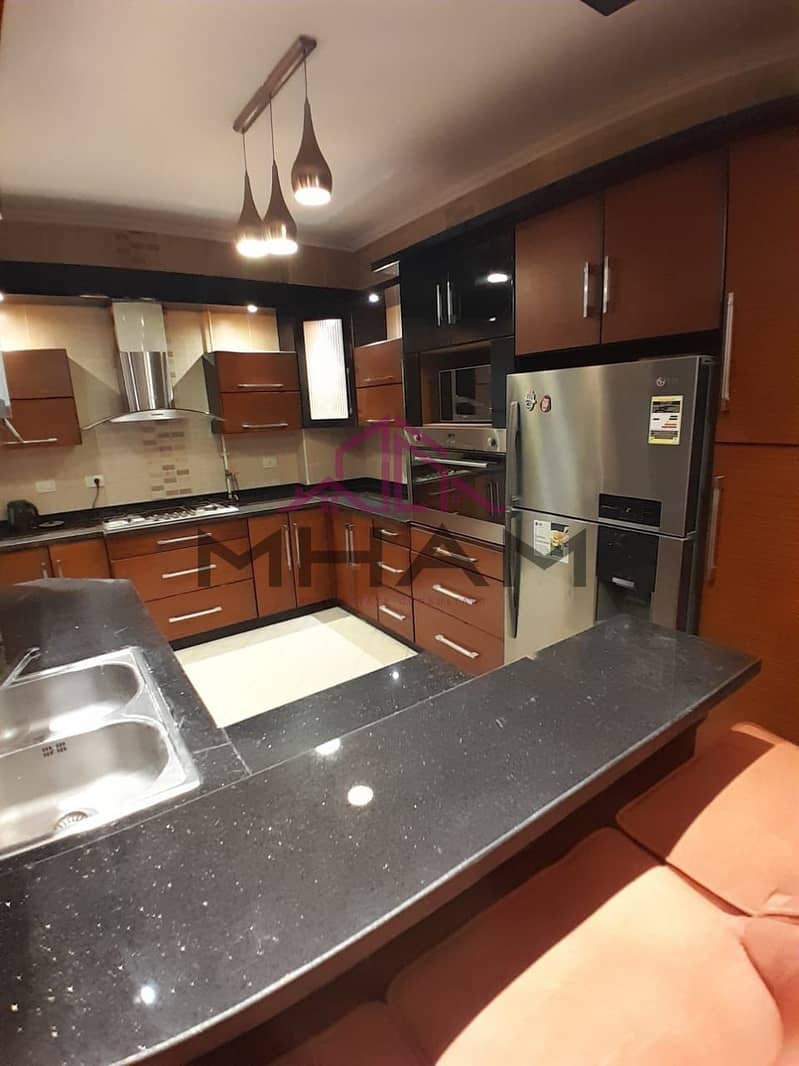 5 photo_5902514074350718025_y. jpg