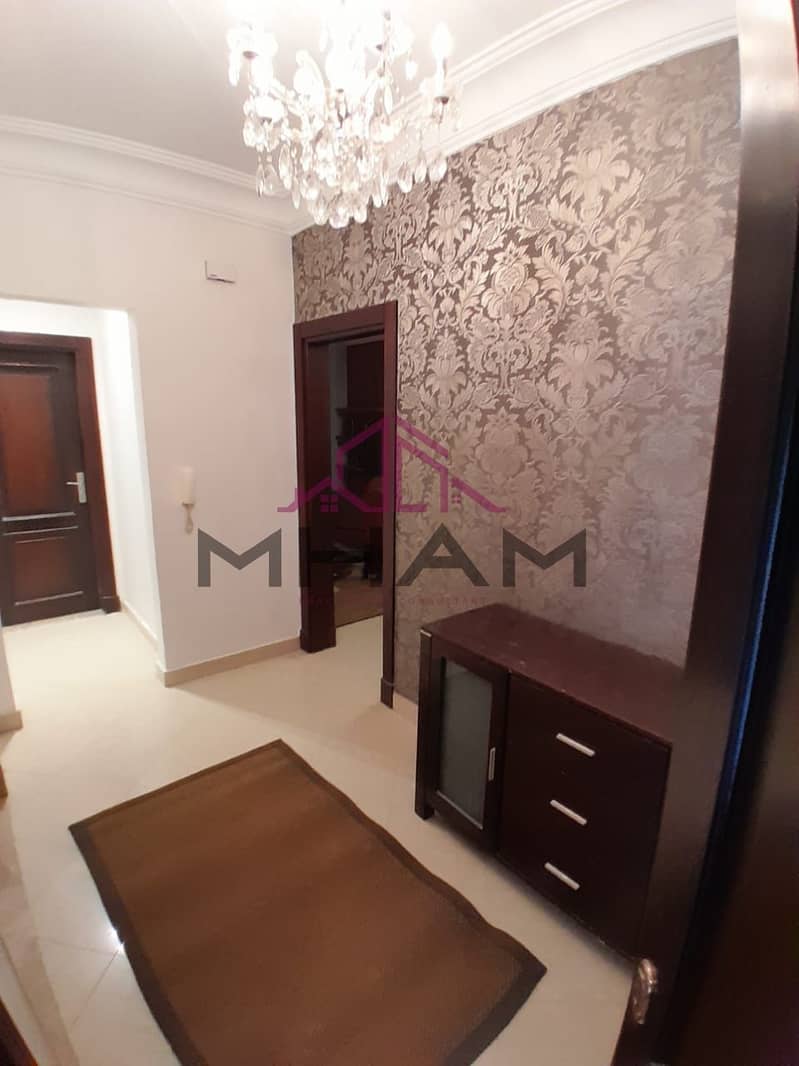 12 photo_5902514074350718034_y. jpg