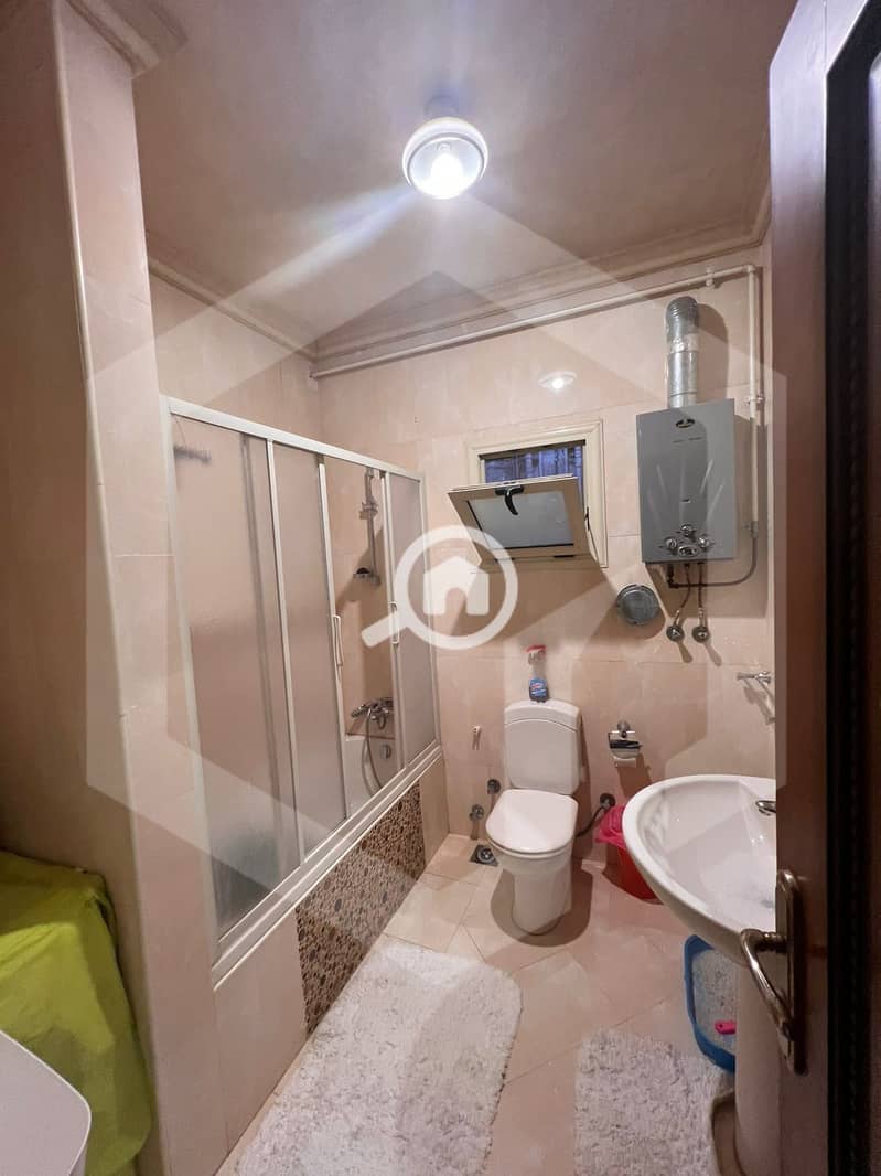 10 Beverly Hills 10. jpg