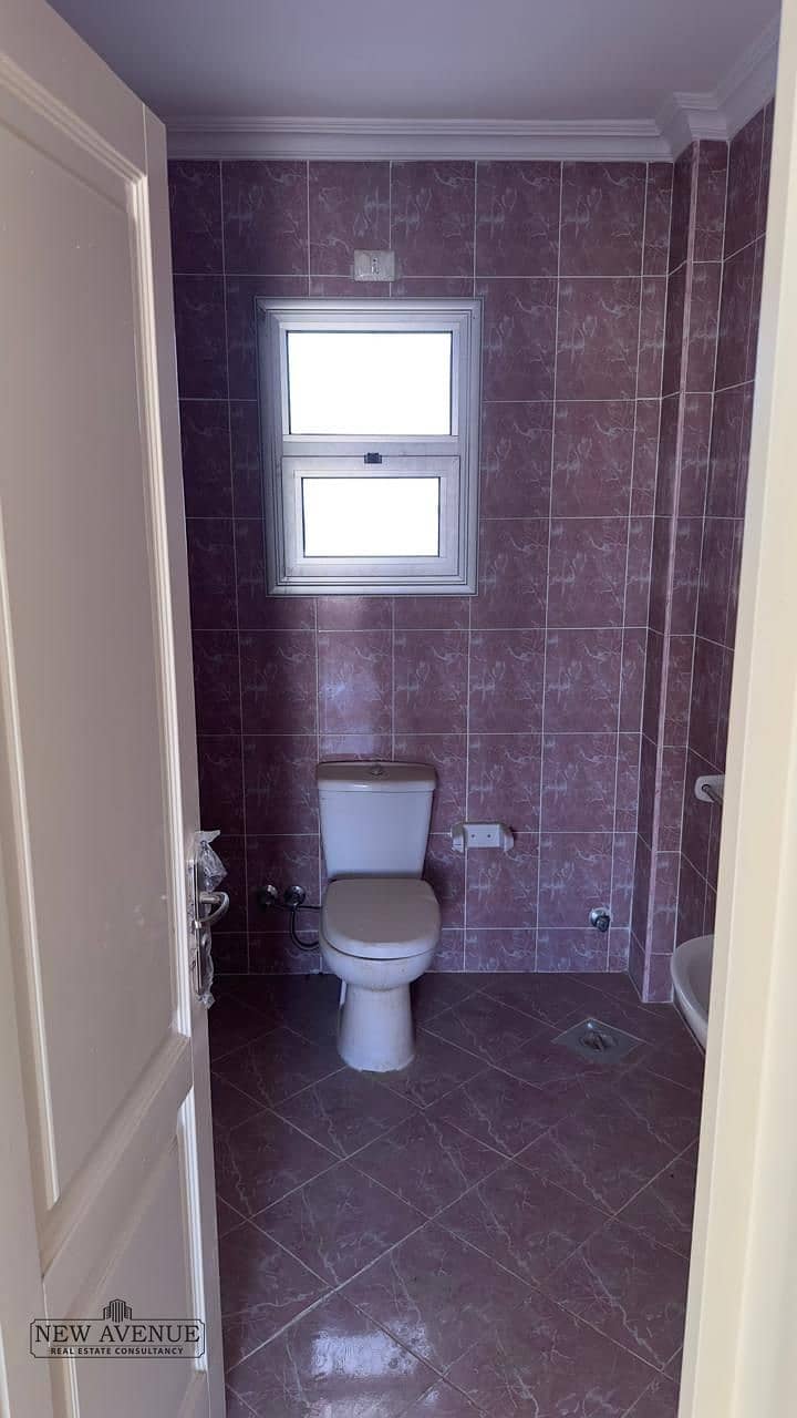 10 WhatsApp Image 2025-12-14 at 10.25. 39_53c27468. jpg