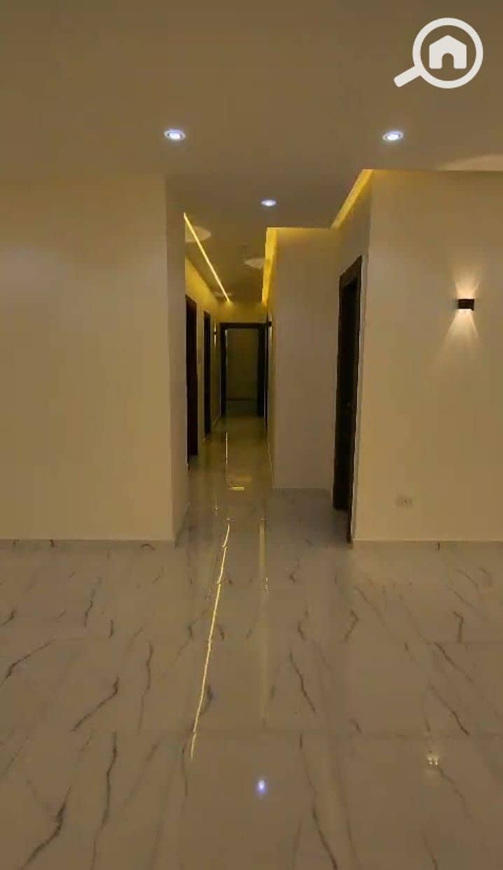 6 7180569a-f9cf-4f36-af1a-72f32e6b6aa9. jpeg