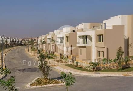 4 Bedroom Townhouse for Sale in 6th of October, Giza - 4bb9c2424628403da684d16e906710d7. jpg