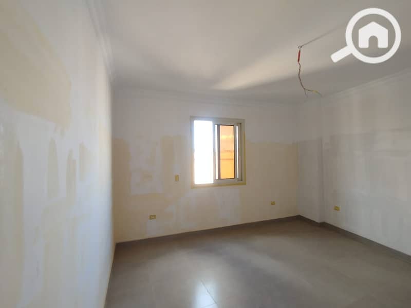 11 5201eb37-86e2-477e-a349-0d36e08292f5. jpg