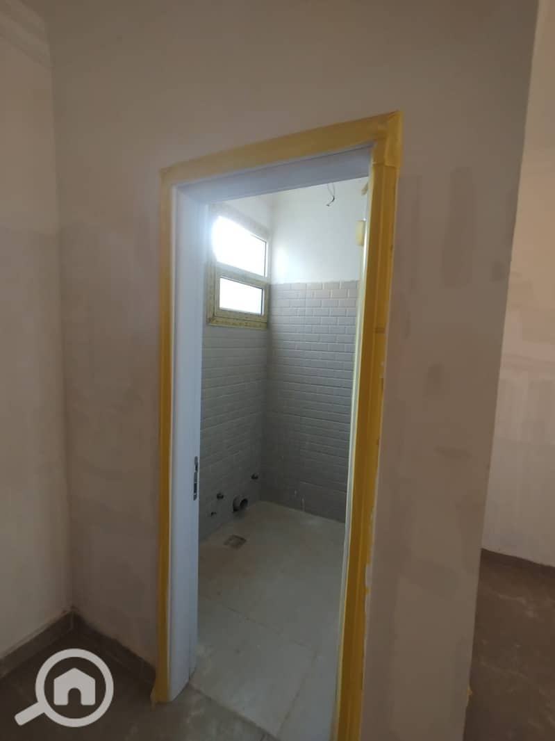 13 12734b7e-c249-4c25-b748-5938e7b0c62a. jpg