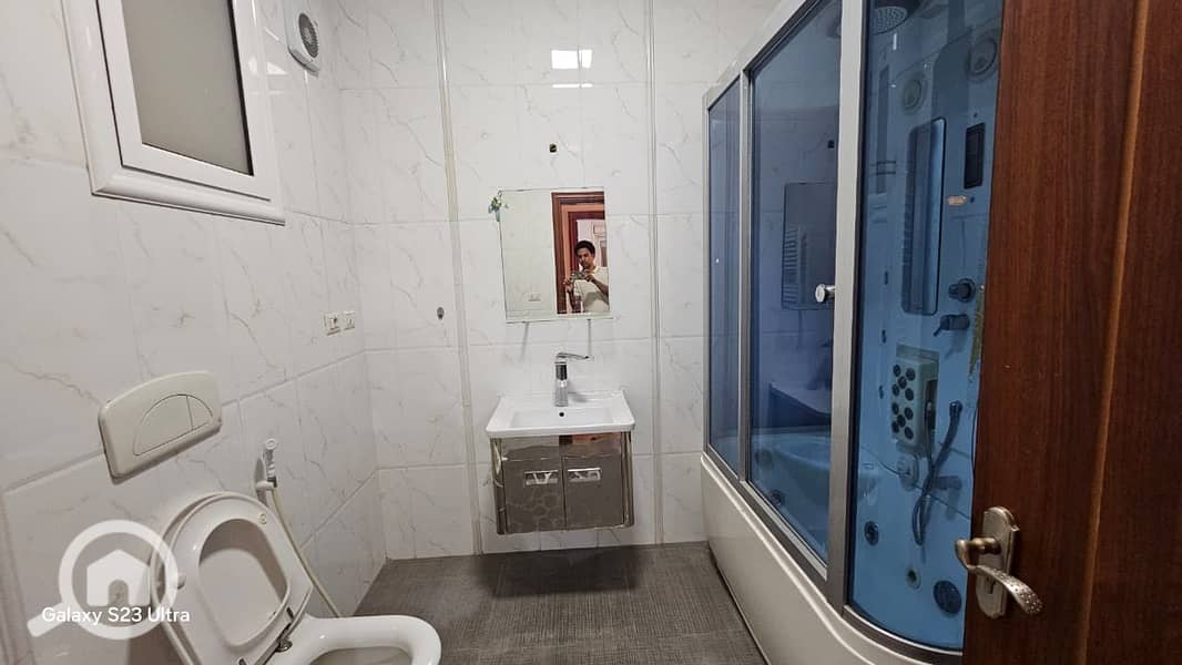 6 WhatsApp Image 2025-12-14 at 15.11. 08 (1). jpeg