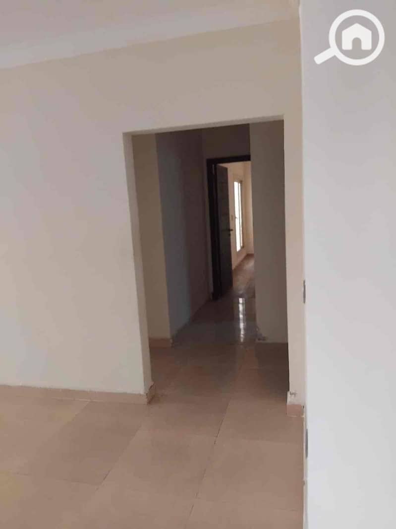 2 0ce428ef-6686-4b56-ab6f-e50f96b36d80. jpg