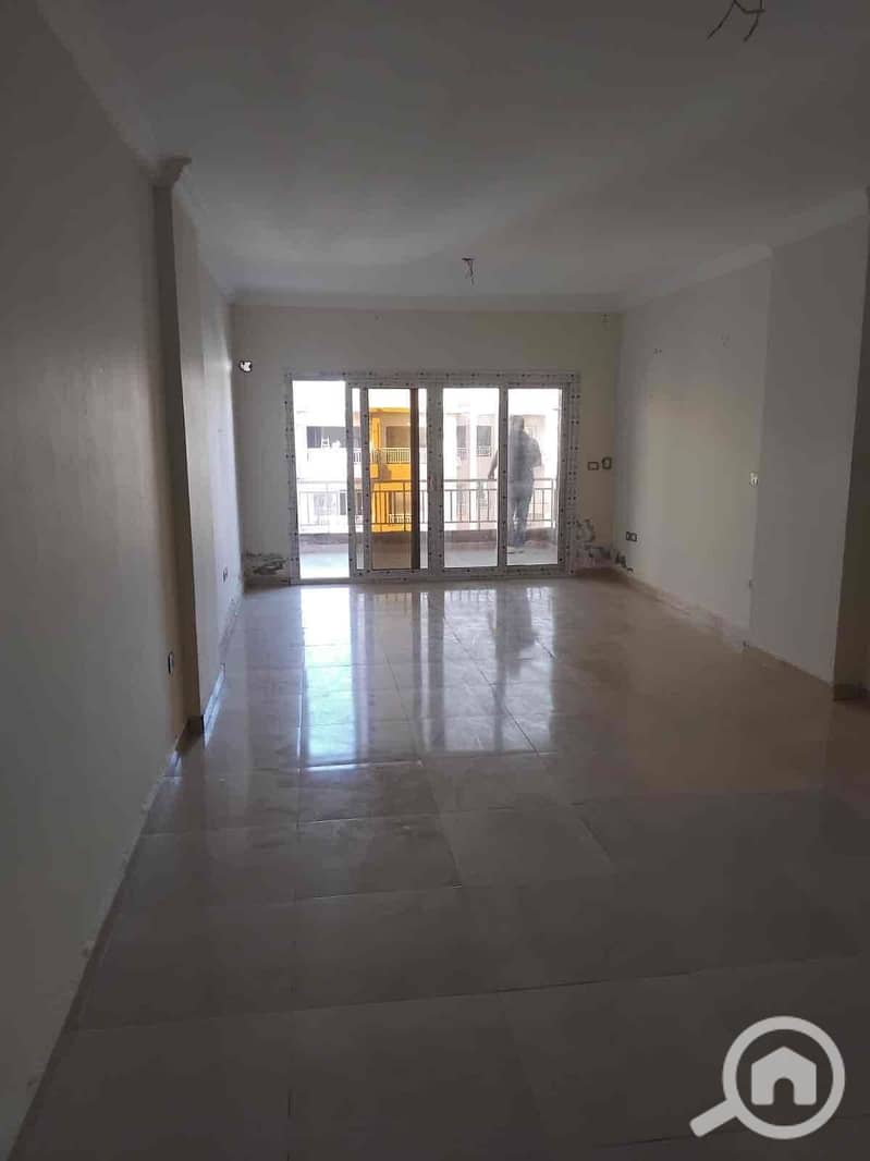 4 efb3c7cd-e5a2-42dc-8215-86cdb1a52f51. jpg