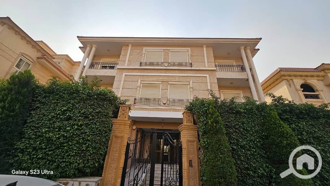 11 WhatsApp Image 2025-12-14 at 15.11. 11 (1). jpeg