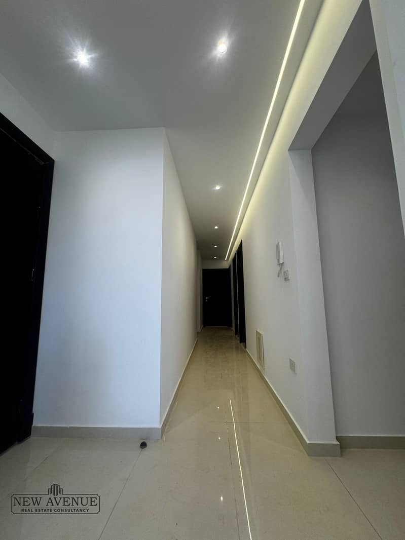 8 WhatsApp Image 2025-12-14 at 14.15. 59_d3f0fee8. jpg