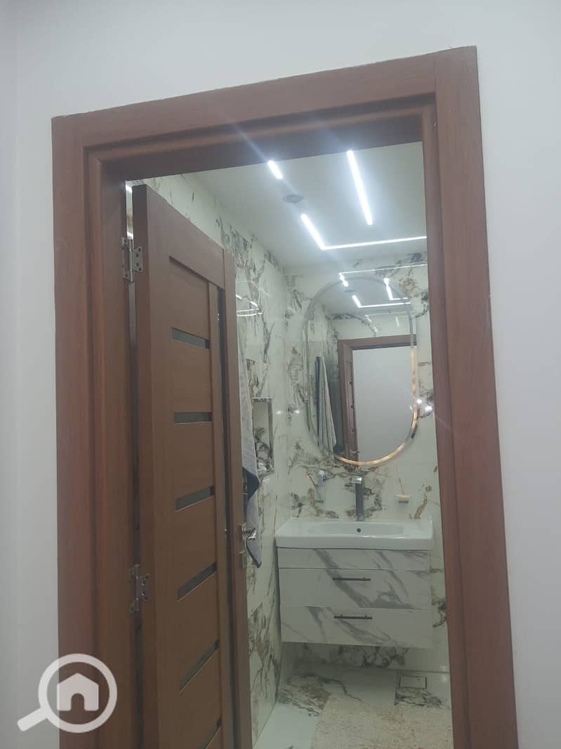 9 WhatsApp Image 2025-12-13 at 23.18. 09 (2). jpeg