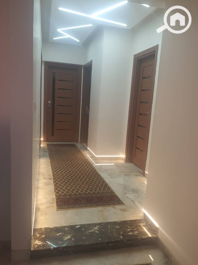 24 WhatsApp Image 2025-12-13 at 23.18. 06. jpeg