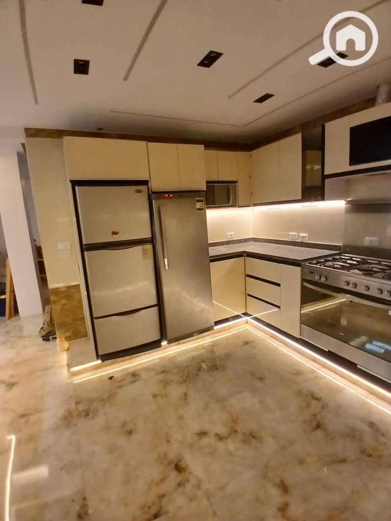 38 WhatsApp Image 2025-12-13 at 23.18. 03. jpeg