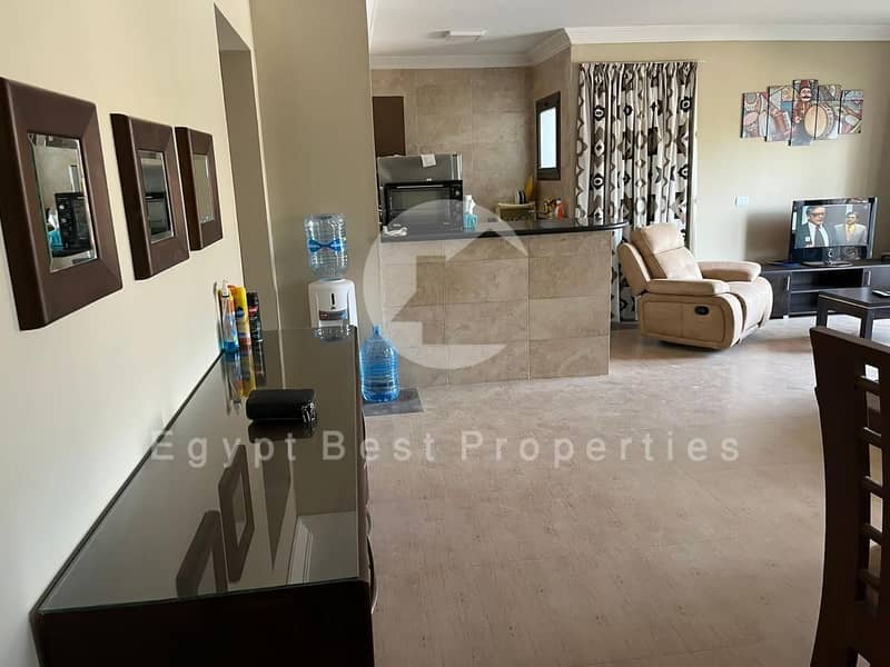 4 2fe7e85d-486d-4cd7-8dd7-22a7f3b064c2. jpeg