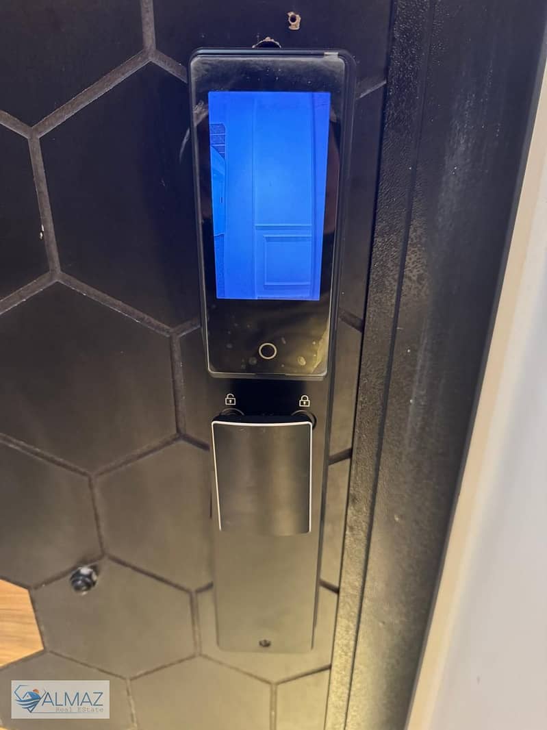 12 WhatsApp Image 2025-12-14 at 3.20. 35 PM (1). jpeg