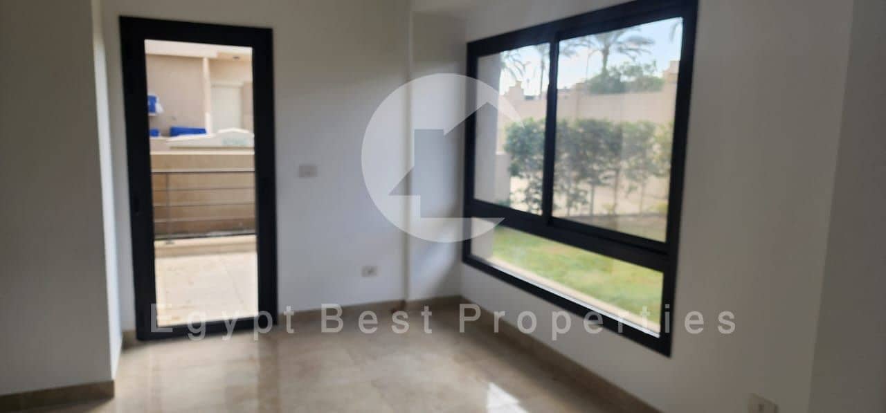 4 7b05c049-e672-42ea-af4d-4cb86c7267f0. jpg