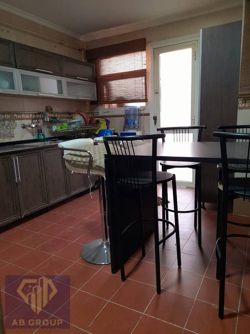 10 43a4dea0-cd1f-4ae6-acd4-31ea96c80ee6. jpg