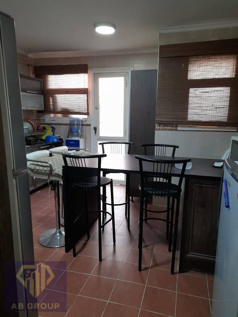 13 d2552cb6-5ed4-411b-a32c-82f6eeeacc74. jpg