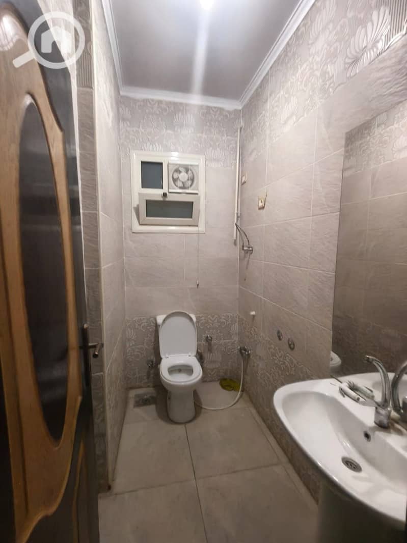 16 WhatsApp Image 2025-12-12 at 11.54. 45 PM. jpeg