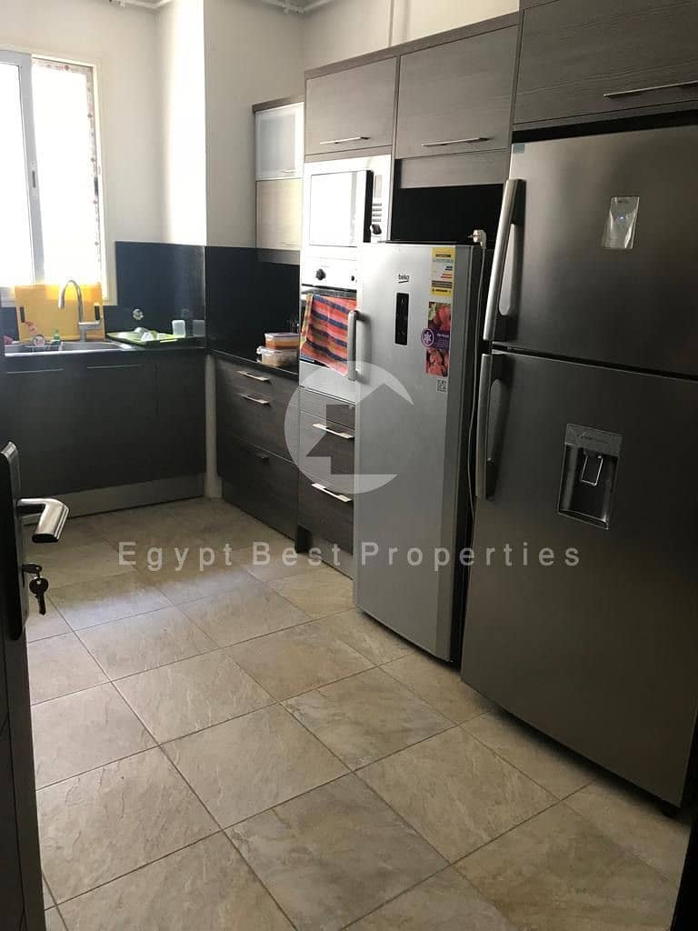 8 348c8dd7-1789-4724-91b9-f21fac21a8f9. JPG