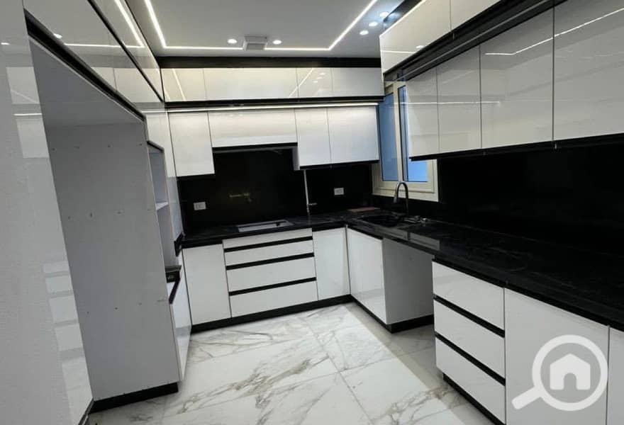 4 44026992-2d6d-4dfd-bcae-0a51ee0fe844. jpg