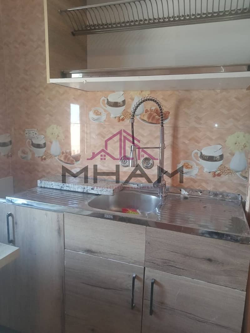 4 photo_5902417643744988058_y. jpg