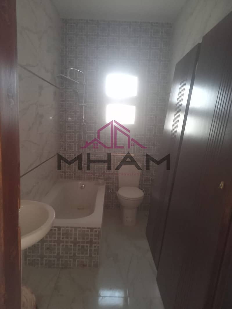 6 photo_5902417643744988060_y. jpg