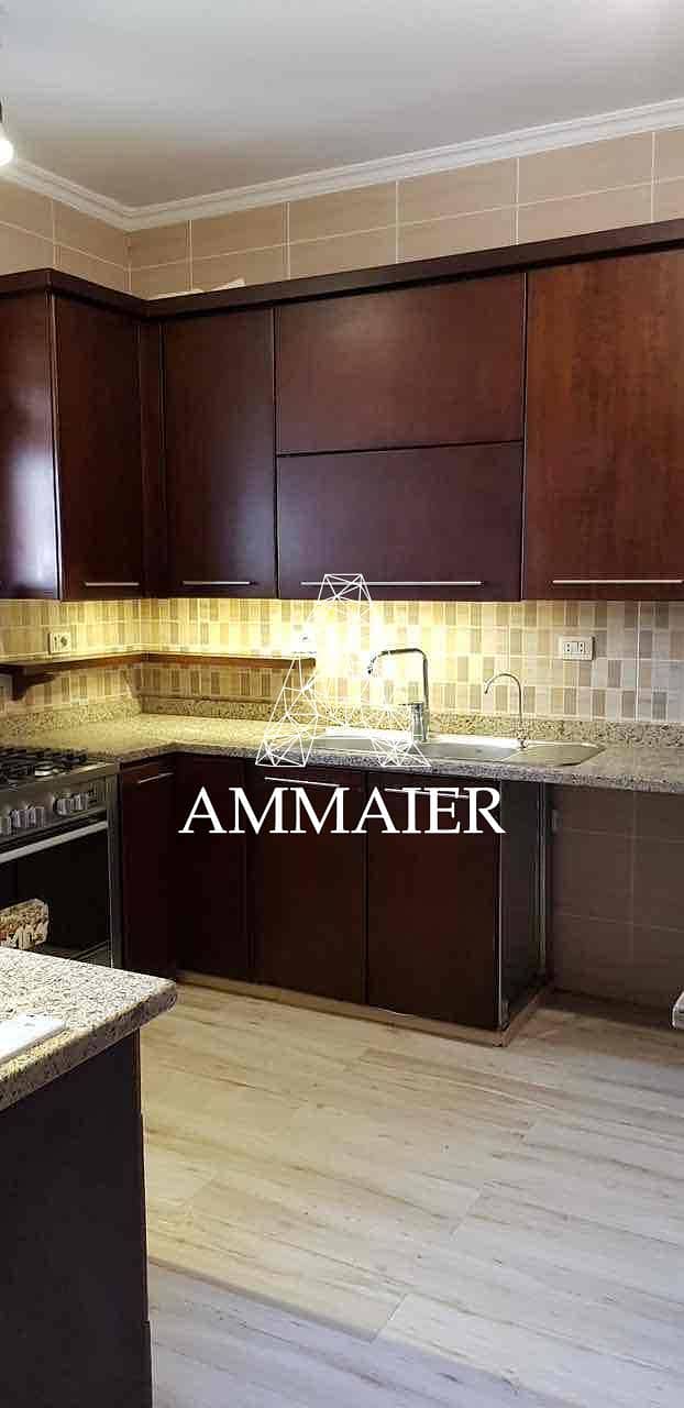 4 b8d395cd-f23e-41b3-bb77-f800a76d65be. jpg