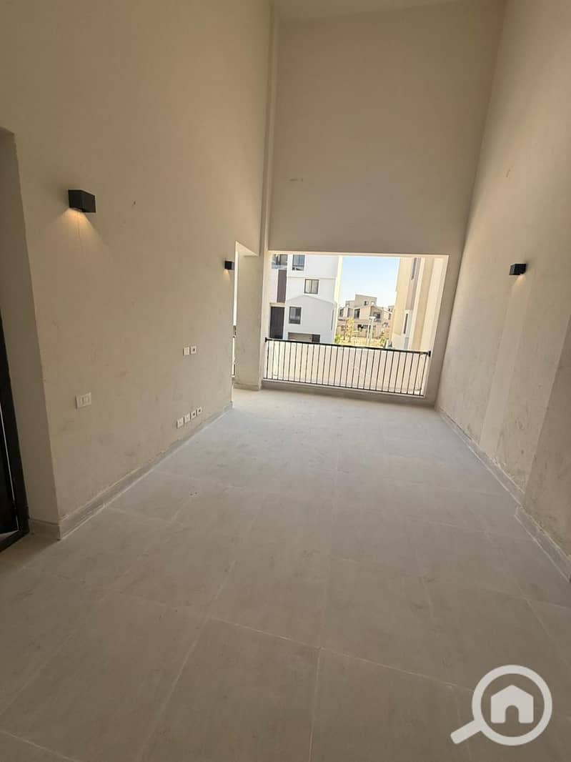 6 WhatsApp Image 2025-12-14 at 12.29. 47 PM. jpeg