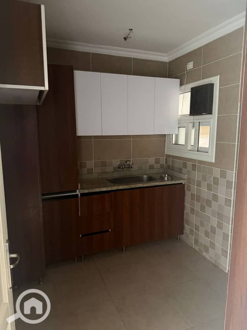 3 WhatsApp Image 2025-10-30 at 14.12. 06_c200a72c. jpg