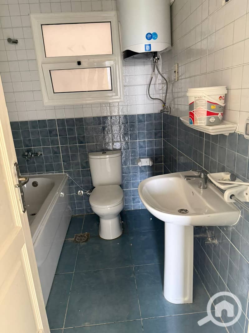 4 WhatsApp Image 2025-10-30 at 14.12. 07_ad9d098d. jpg