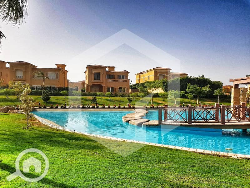 7 Royal Meadows 7. jpg