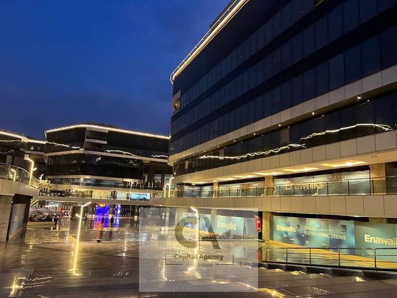 3 8d00240a-9b8e-4de2-bbbf-a84eb7525887. jpg