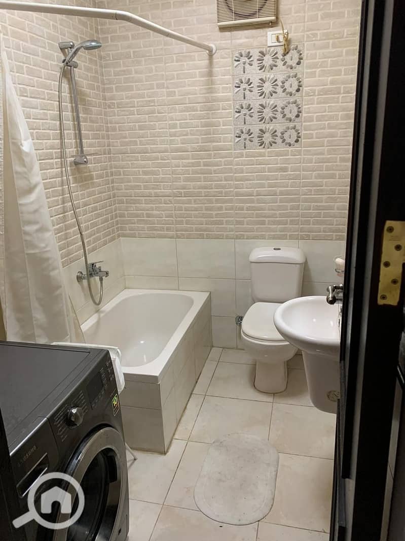 11 2c8e3e80-1724-4158-9a4e-e77288596db0. jpg