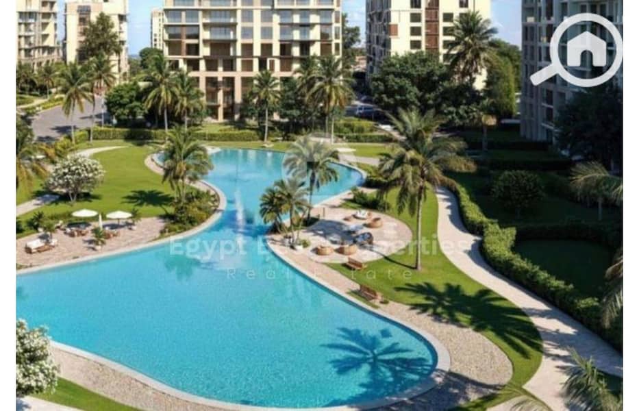 9 8267236-7fecbo. jpg