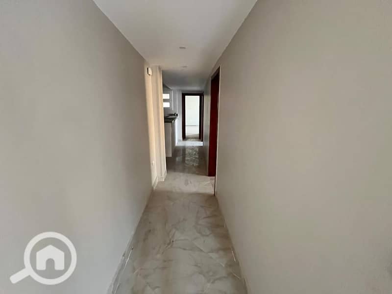 4 WhatsApp Image 2025-09-08 at 18.33. 45_c154197c. jpg