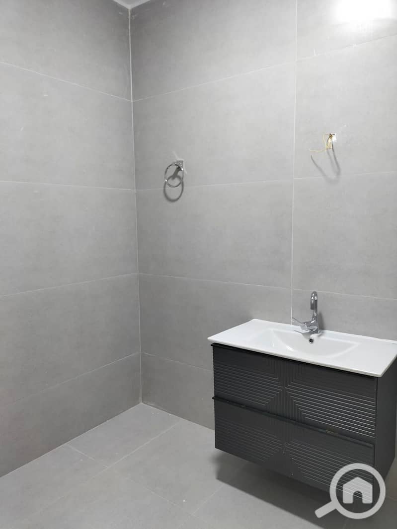 14 WhatsApp Image 2025-12-12 at 10.07. 17 PM (4). jpeg