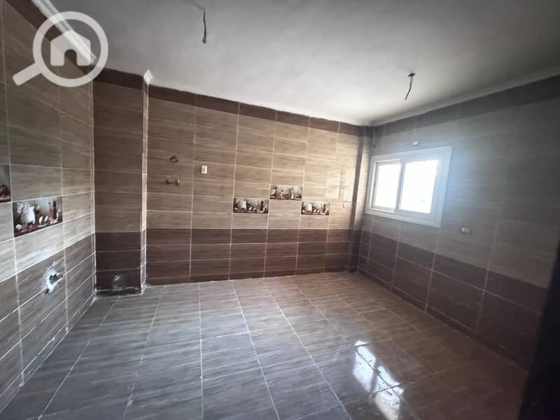 5 37756ac5-1e20-465b-93e4-0e370b61b50e. jpg