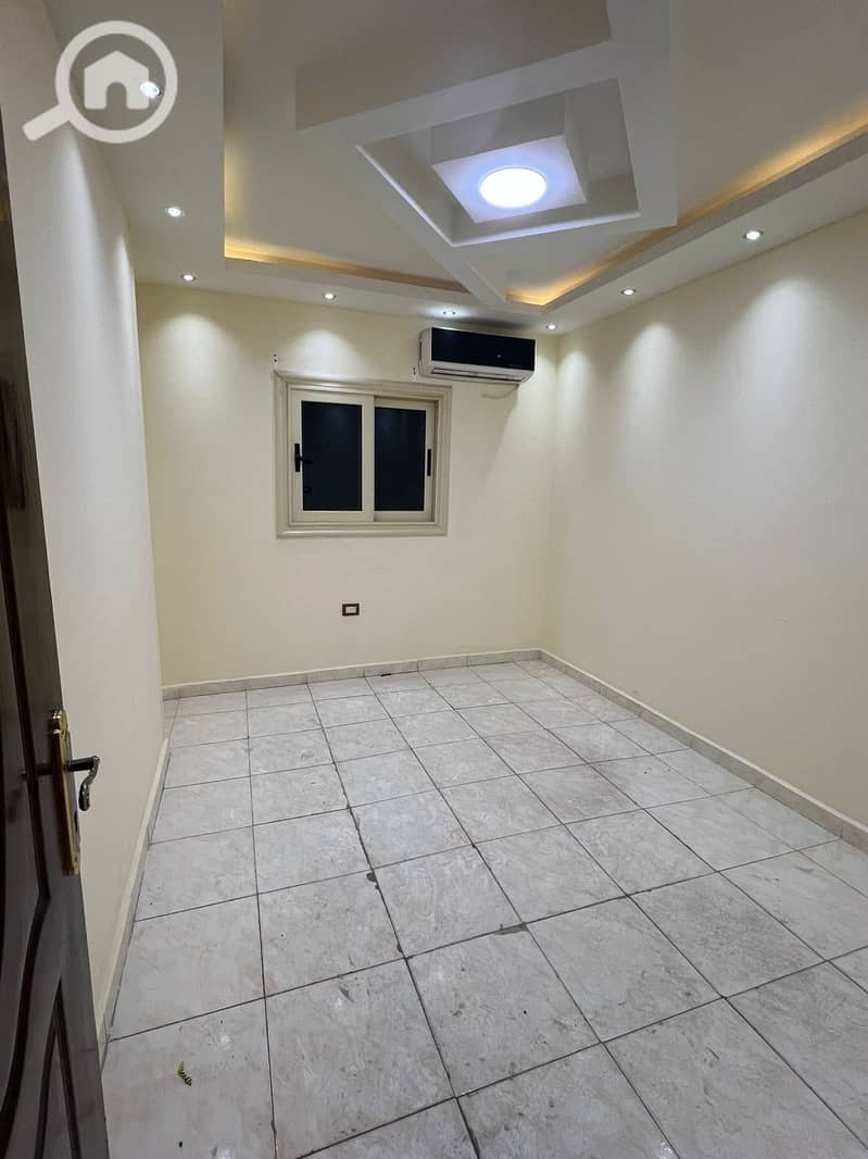 4 WhatsApp Image 2025-12-14 at 3.58. 55 PM (2). jpeg