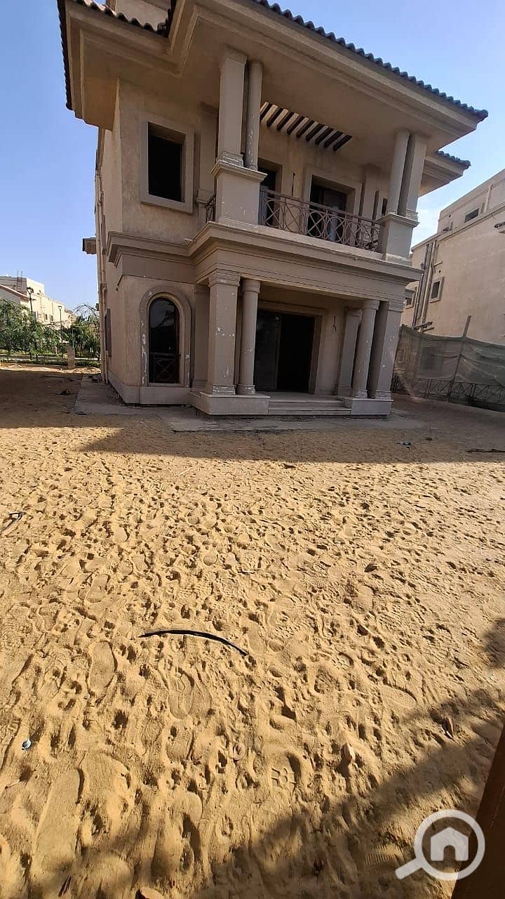 4 60c9deb7-68bc-4878-9183-4e719adc10fa. jpg