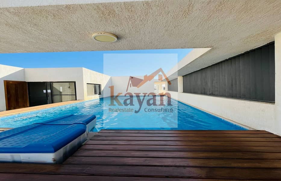 16 WhatsApp Image 2025-12-14 at 14.51. 09 (1). jpeg