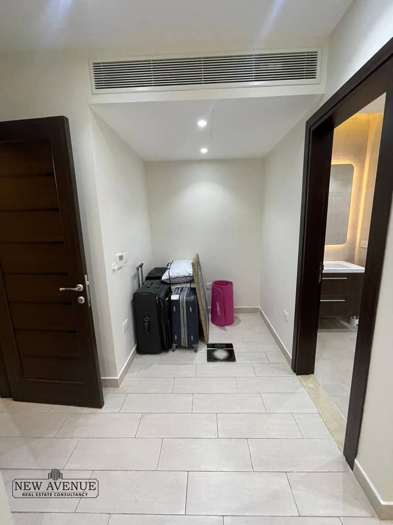 5 1728eaa4-f9b0-4edb-8e7a-5079ca3e00ef. jpeg