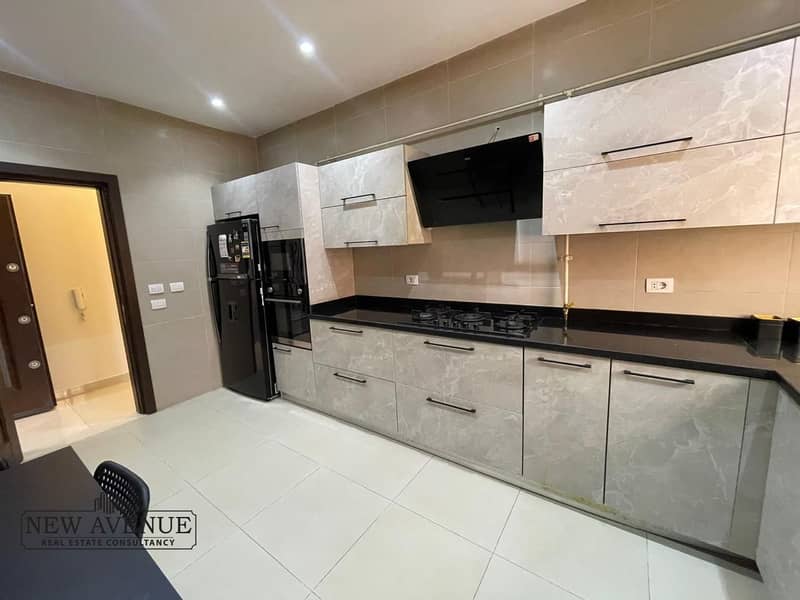 12 f1a3438c-ddc4-4f68-b377-3cc6a5043a54. jpeg