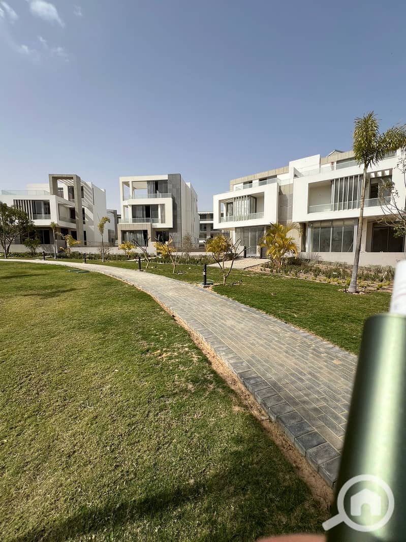 15 WhatsApp Image 2024-10-22 at 1.03. 15 PM. jpeg