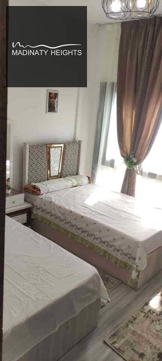 3 6Xcr2Mjb8kveJYph1KL4e0XcvpXWRGyd2VnAGe0k. jpg