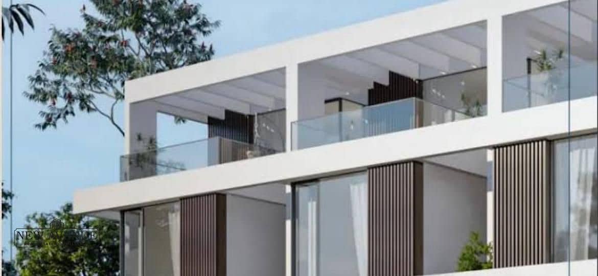 10 fb9479fa-e994-4b1c-97b2-a634b8456387. jpeg