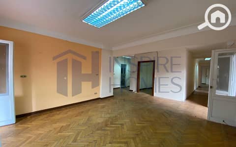 فلیٹ 5 غرف نوم للايجار في زيزينيا، الإسكندرية - 1. jpg