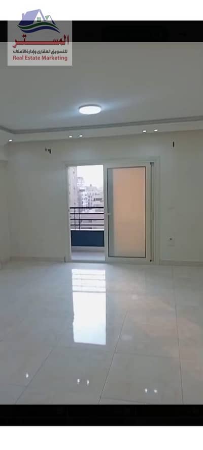 3 Bedroom Apartment for Rent in Nasr City, Cairo - صورة واتساب بتاريخ 1447-05-29 في 19.58. 36_ea0b0217. jpg