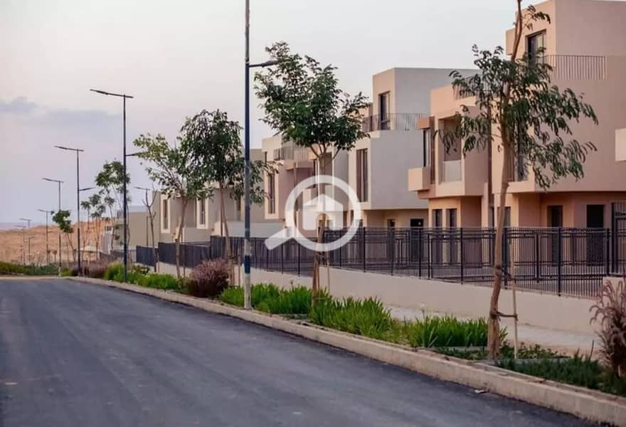 11 3621507-f2d66o. JPG