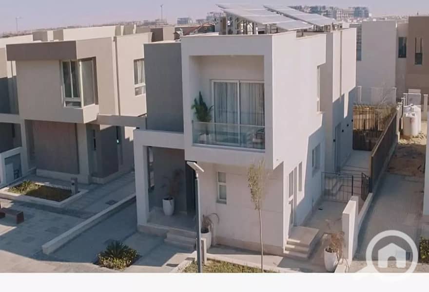 15 3445571-ddb5co. JPG