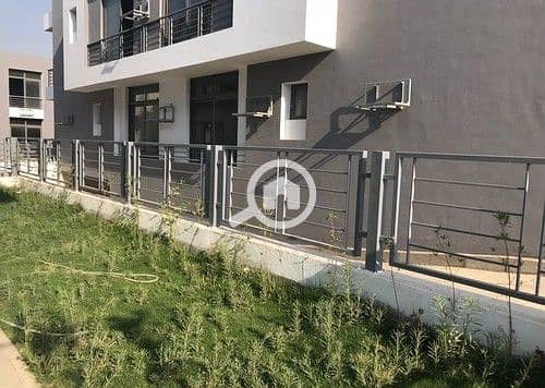 9 371420-71b99o (1). jpg